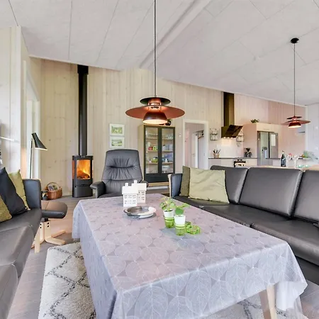 Rathulf - 500m From The Sea By Interhome Feriehus *